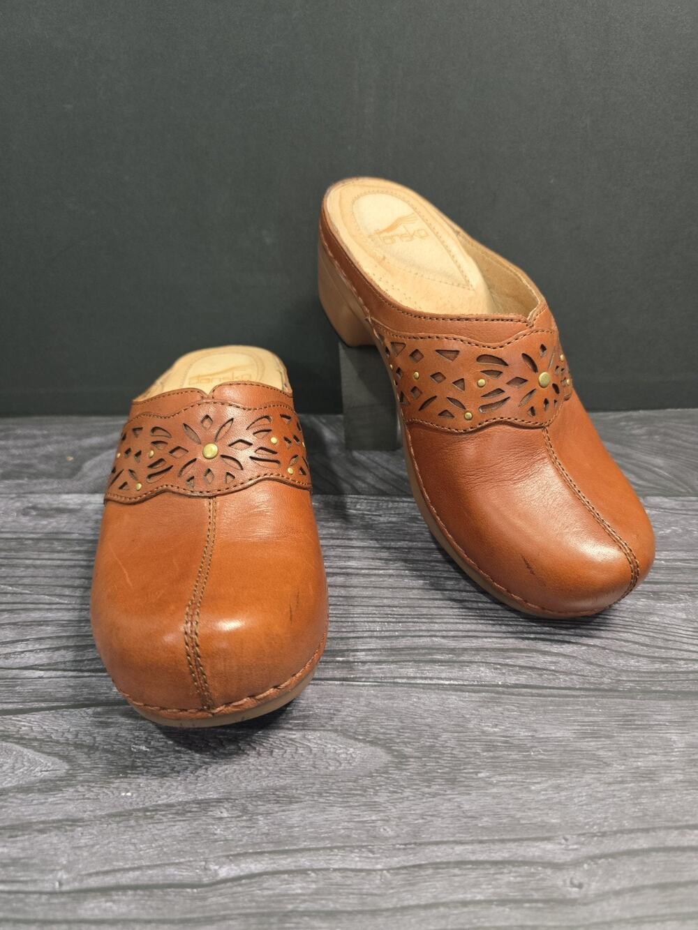 Dansko Shyanne Brown Leather Clogs Mules Laser Cut Studded Boho EU 36 US 5.5